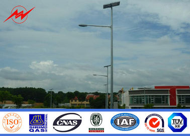 چین 10m Single Arm Solar Street Light Pole Specification / Design Garden Lighting Pole تامین کننده