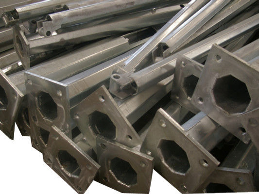 8 M 10m 11.8m جاده نورپردازی، قطب فولادی گالوانیزه AWS D1.1 جوش