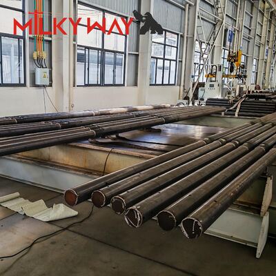 تیر فولادی نصب شده دفنی با روکش نقره ای ایده آل برای تیرهای روشنایی خیابانی، تیرهای تاسیسات و پروژه های زیرساخت های فضای باز